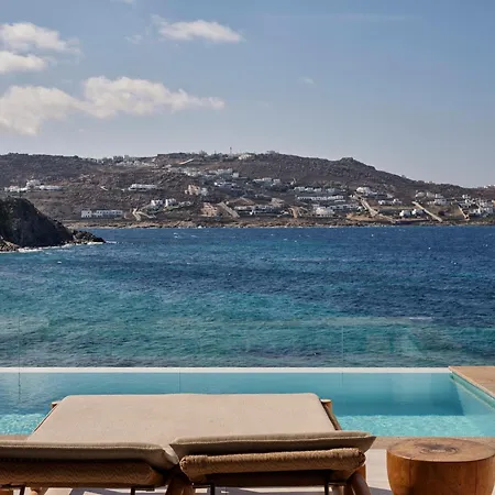 Icon Mykonos فندق 4*