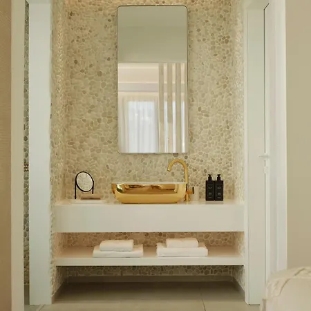 Icon Mykonos فندق